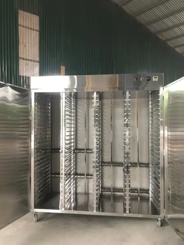 Tủ giữ ấm 200 khay suất ăn